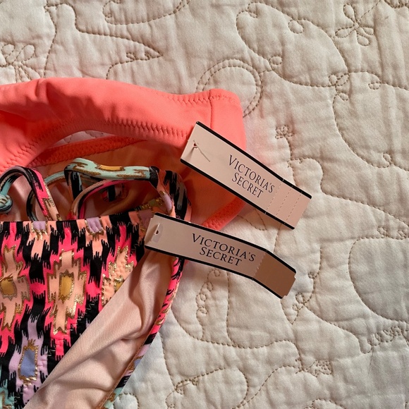 Victoria’s Secret bikini bottoms - lot of 2 - NWT - Picture 7 of 7
